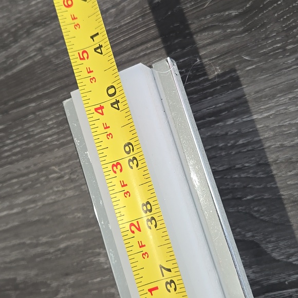 Modern Silver and White Wall Light Fixture LED Light - Picture 5 of 7